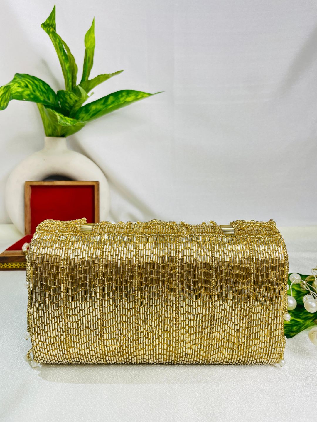 IDALIA nalki gold flap