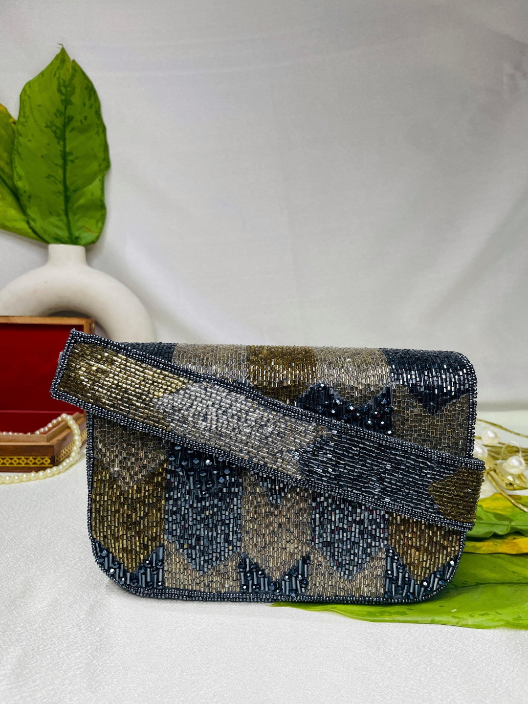 PAKIZA FLOWER THREE FOLD EMBROIDERD SUEDE