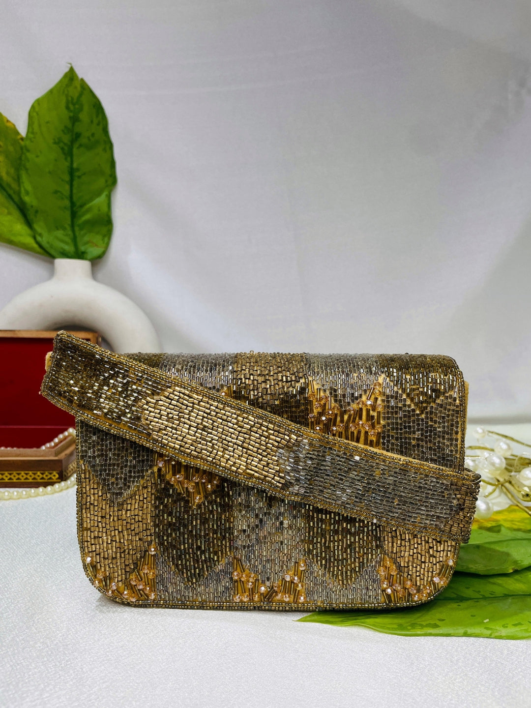 PAKIZA FLOWER THREE FOLD EMBROIDERD SUEDE