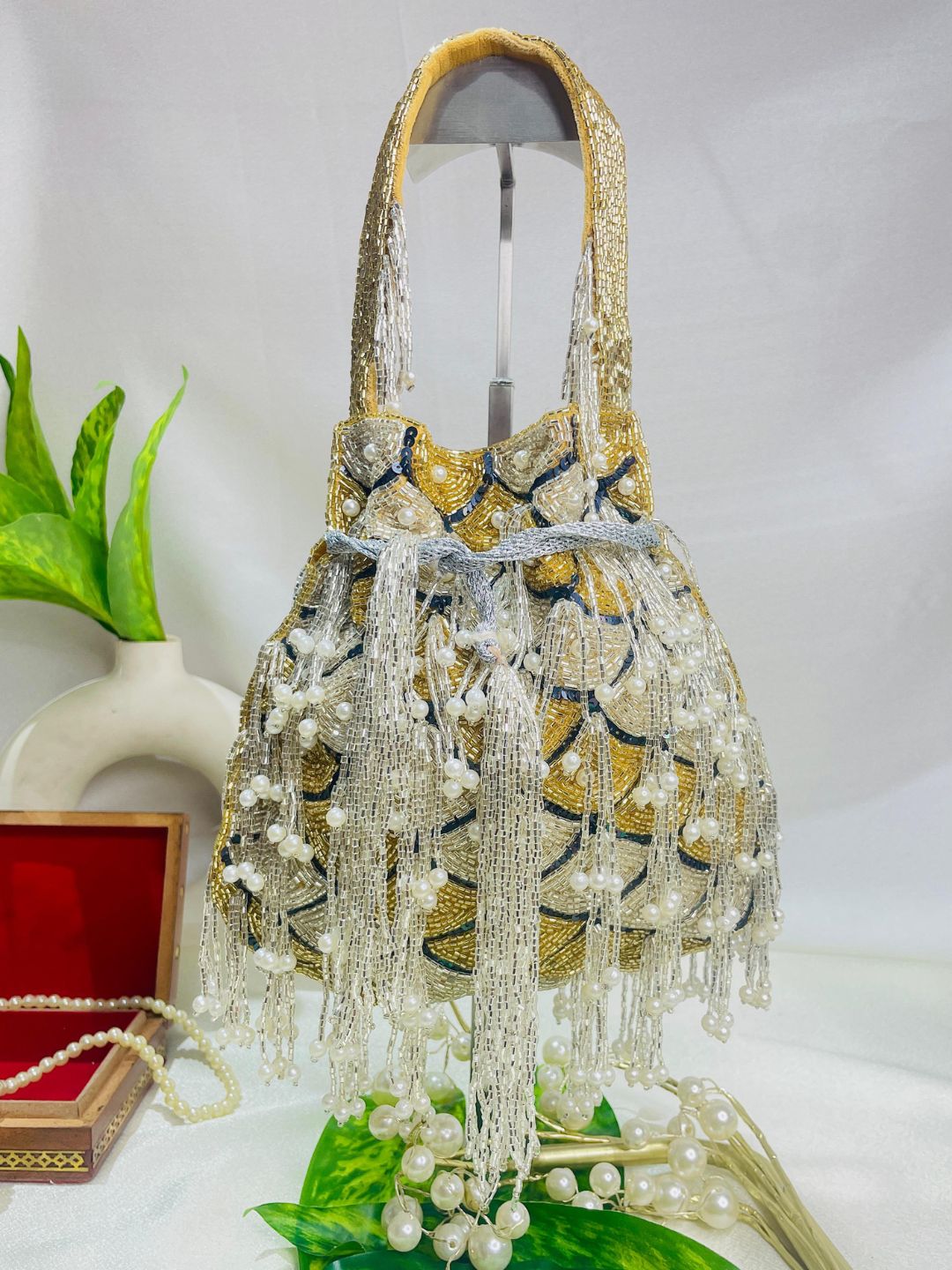 Sophie red pearl flowers potli