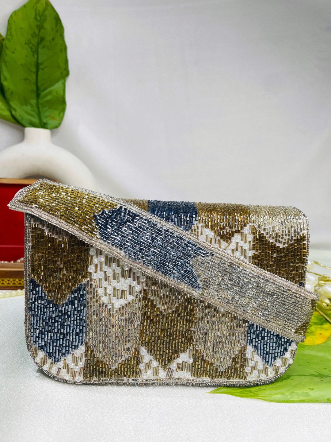 PAKIZA FLOWER THREE FOLD EMBROIDERD SUEDE