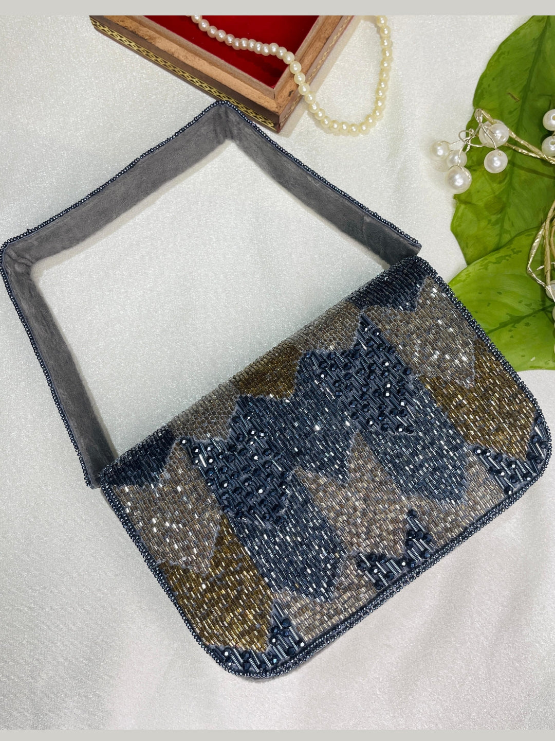 PAKIZA FLOWER THREE FOLD EMBROIDERD SUEDE