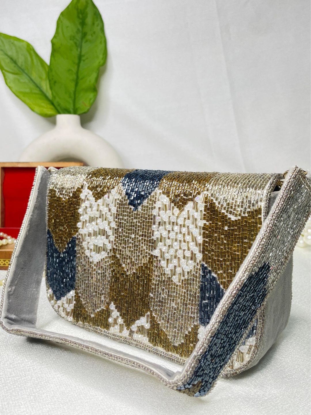 PAKIZA FLOWER THREE FOLD EMBROIDERD SUEDE