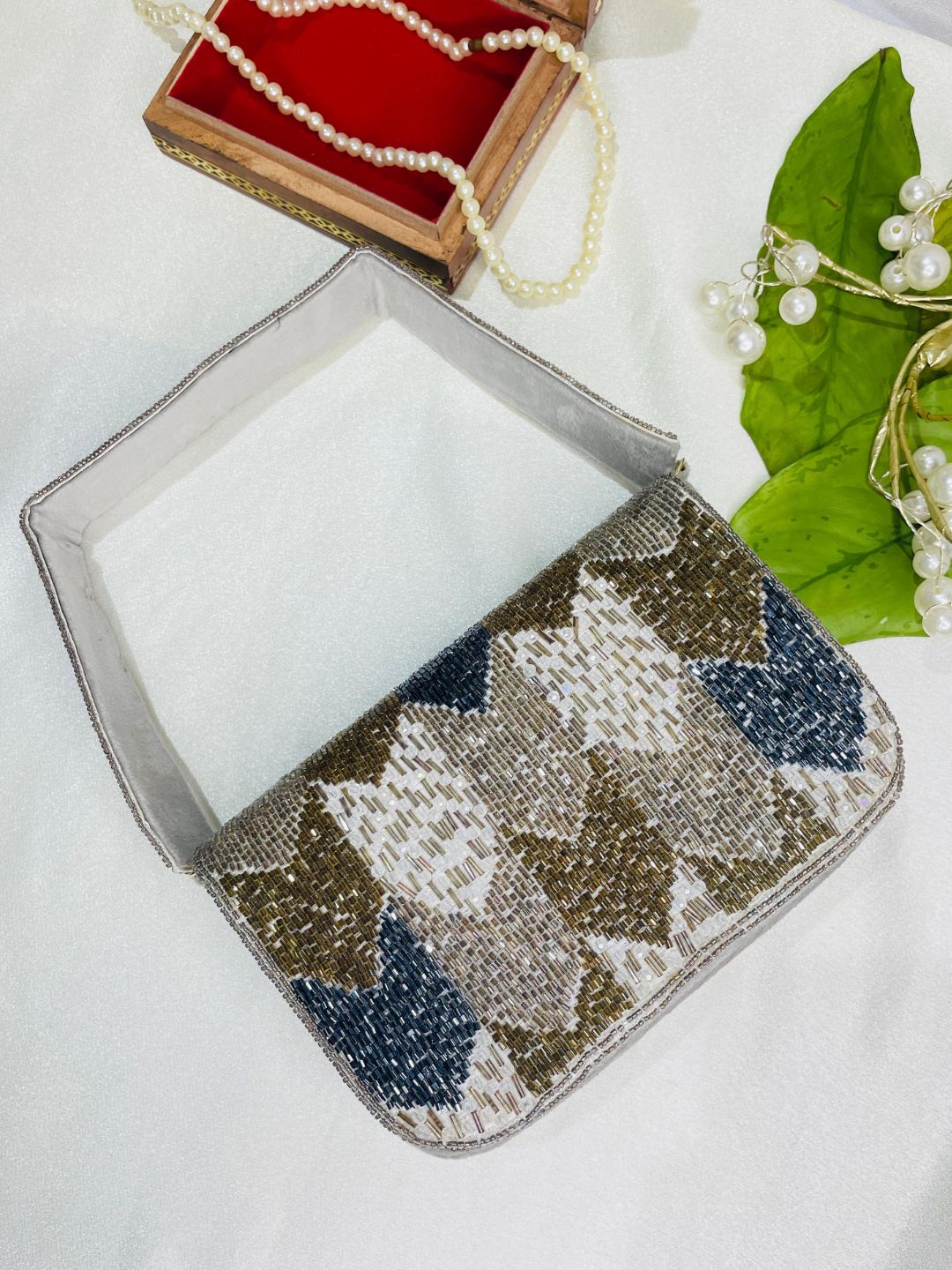PAKIZA FLOWER THREE FOLD EMBROIDERD SUEDE