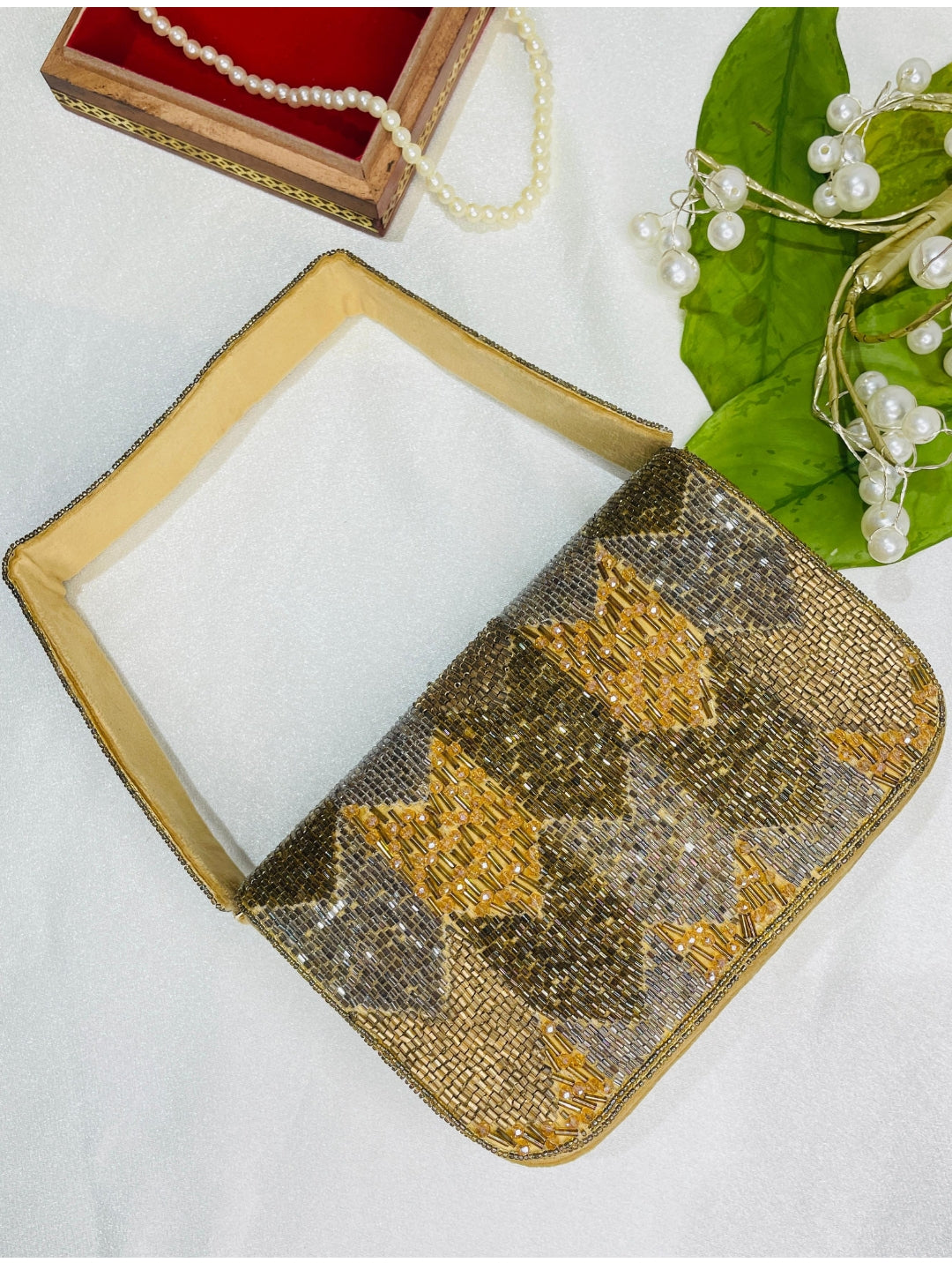PAKIZA FLOWER THREE FOLD EMBROIDERD SUEDE