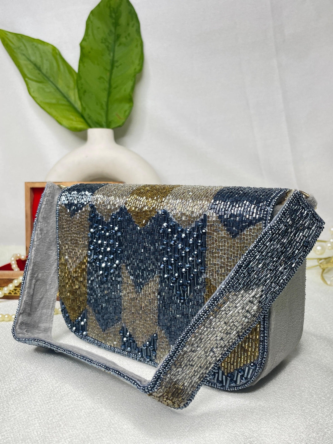 PAKIZA FLOWER THREE FOLD EMBROIDERD SUEDE