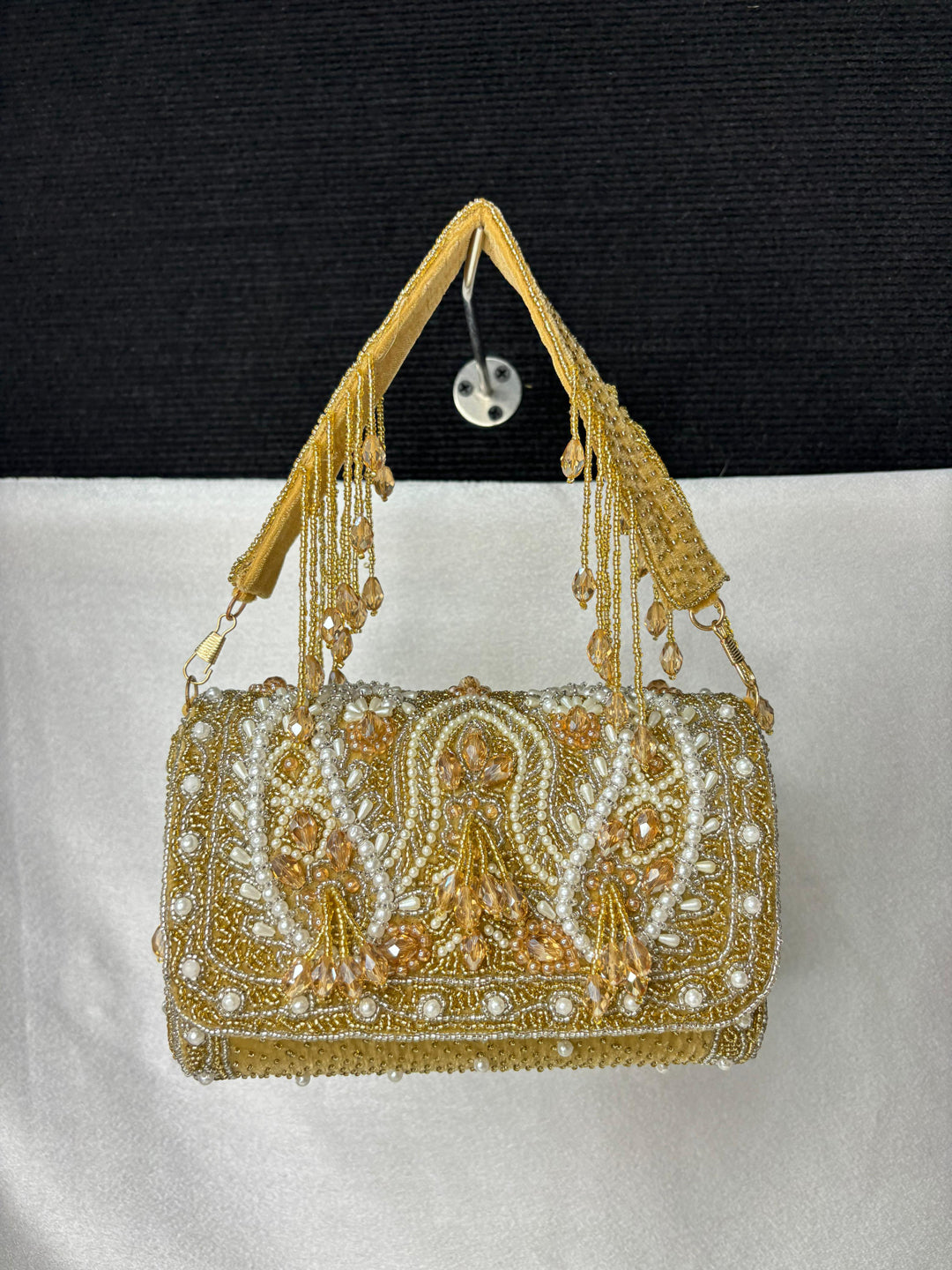 KIMRA CELEBRITY EDITION KERI BEAD FLAP BLACK