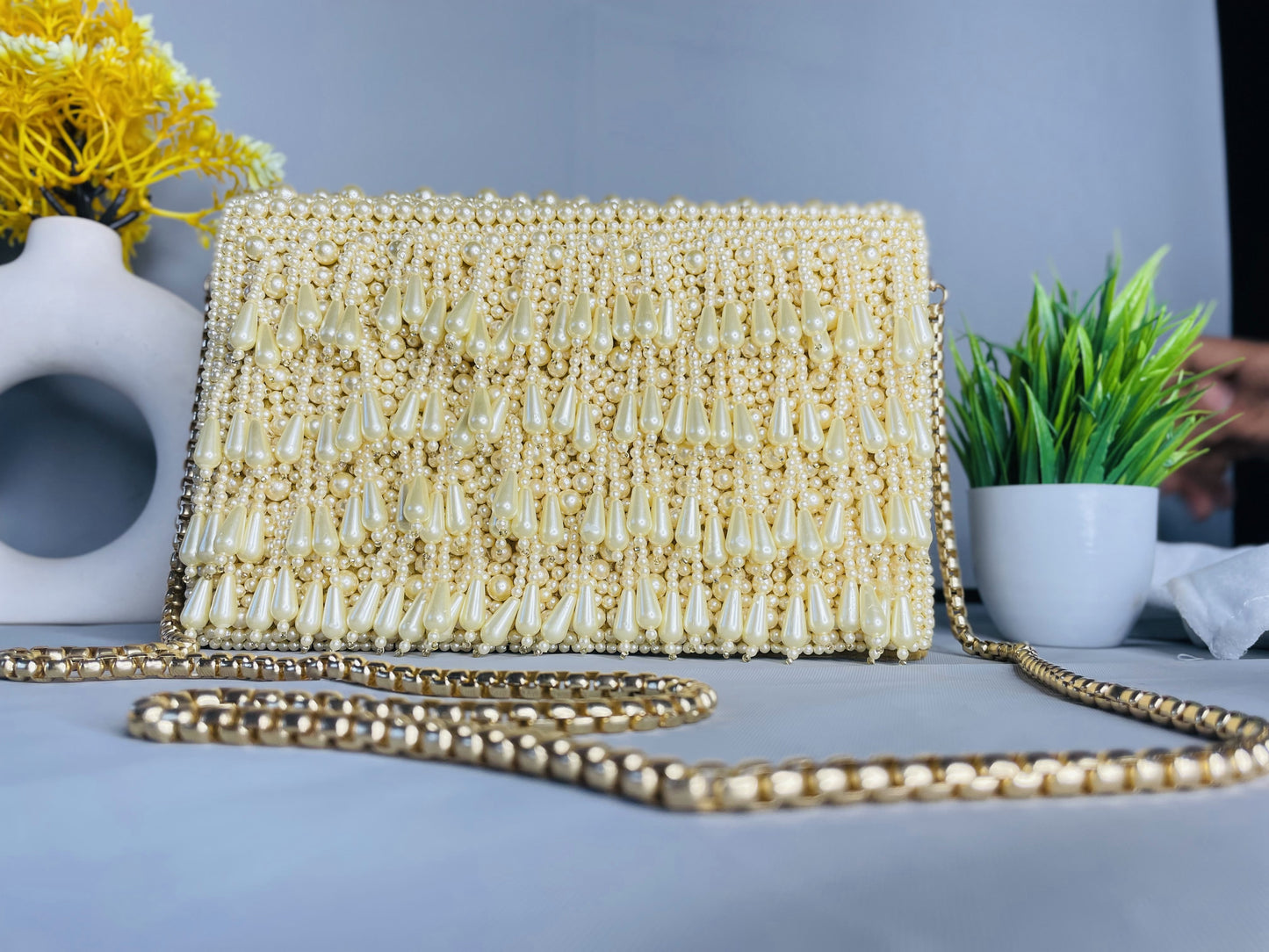 Pearl flap party clutch
