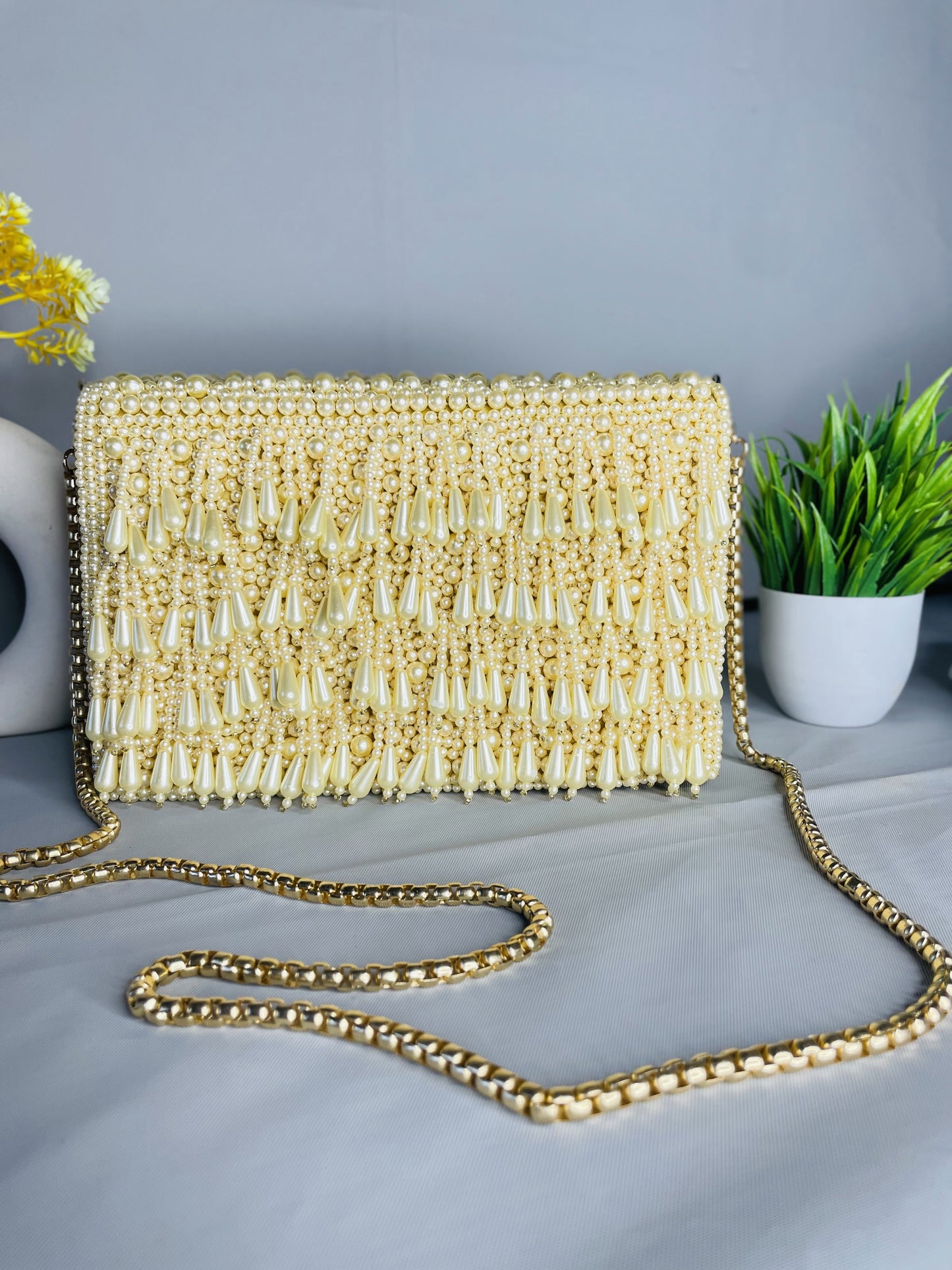 Pearl flap party clutch