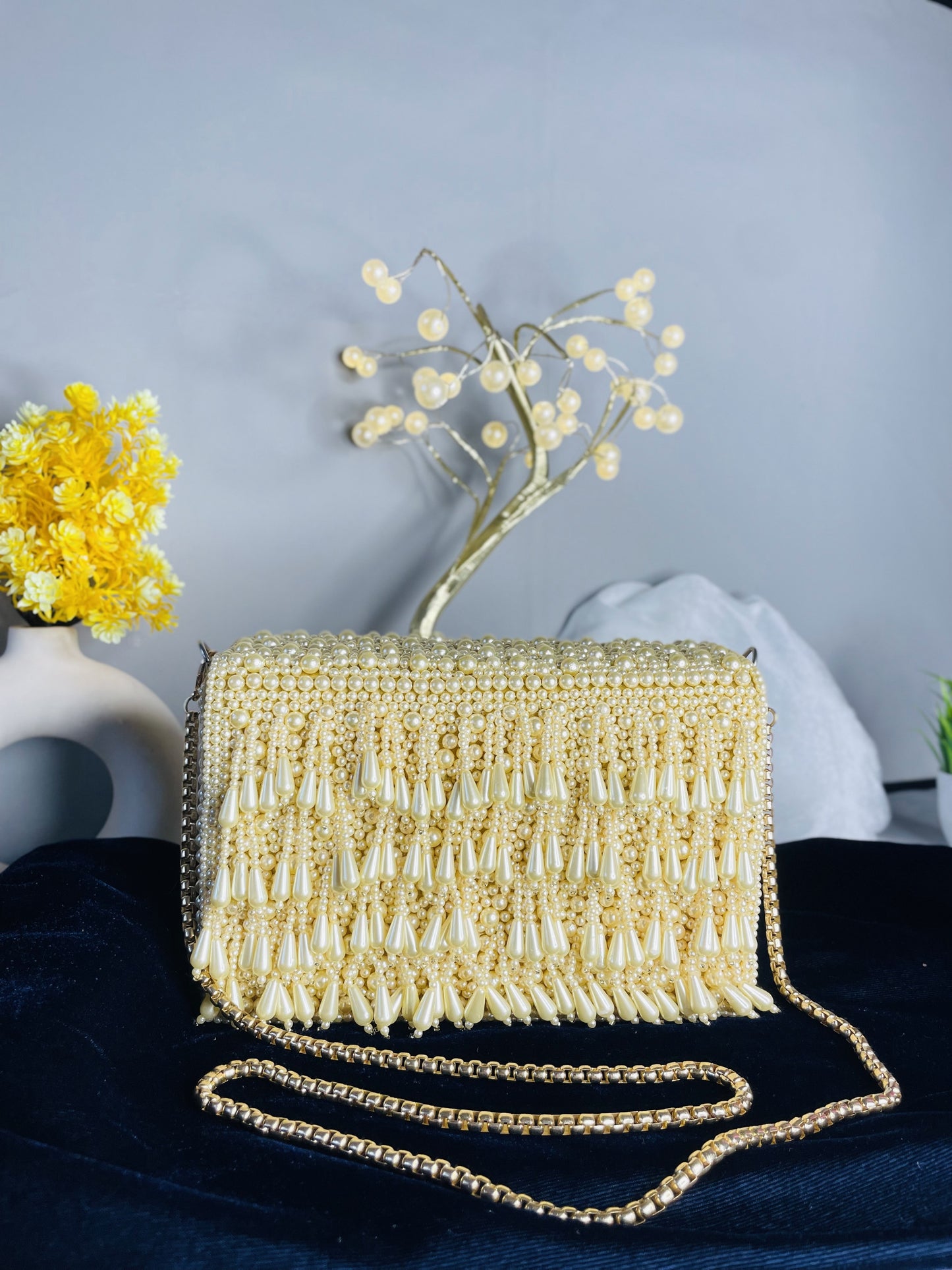 Pearl flap party clutch