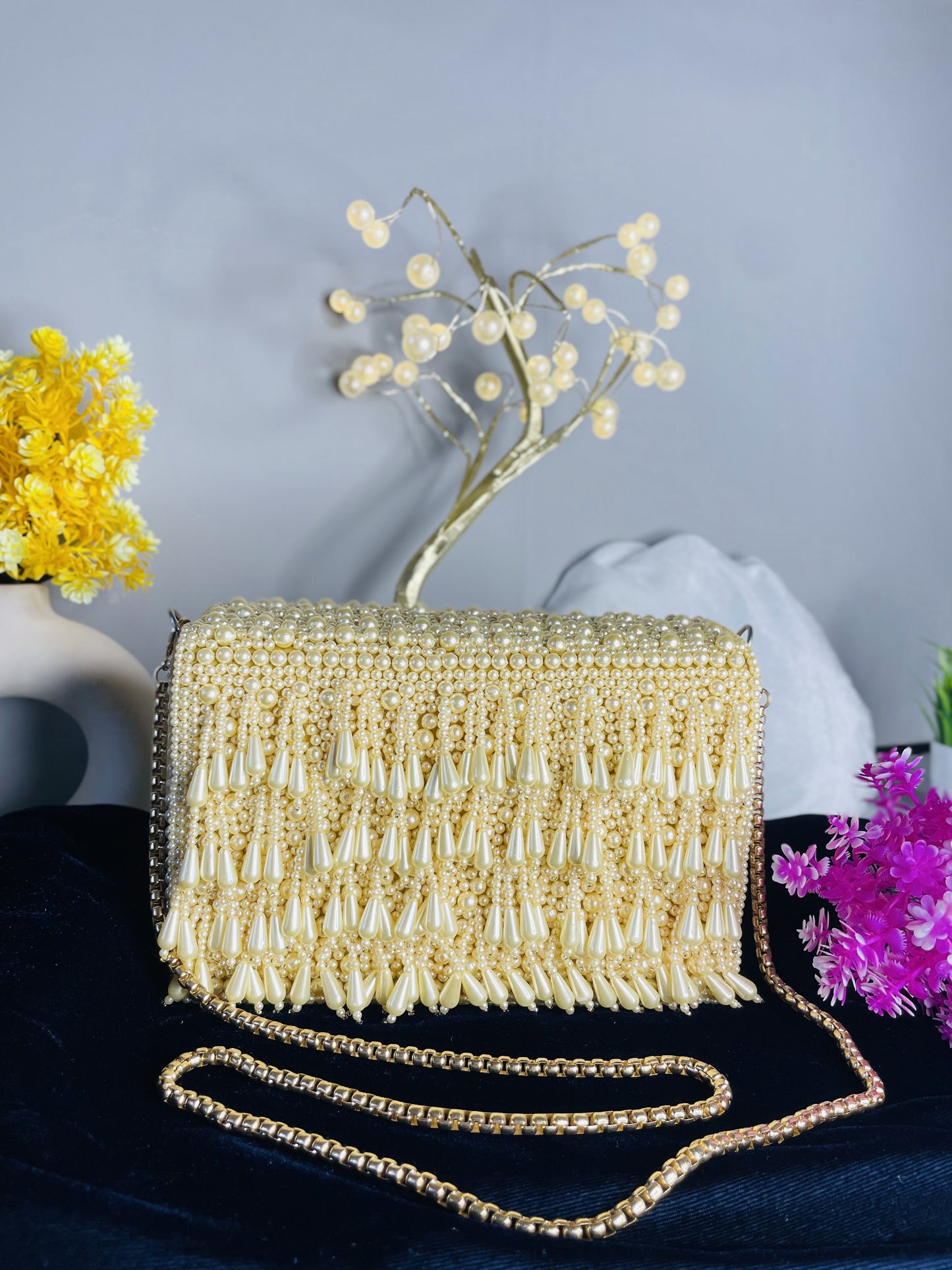 Pearl flap party clutch