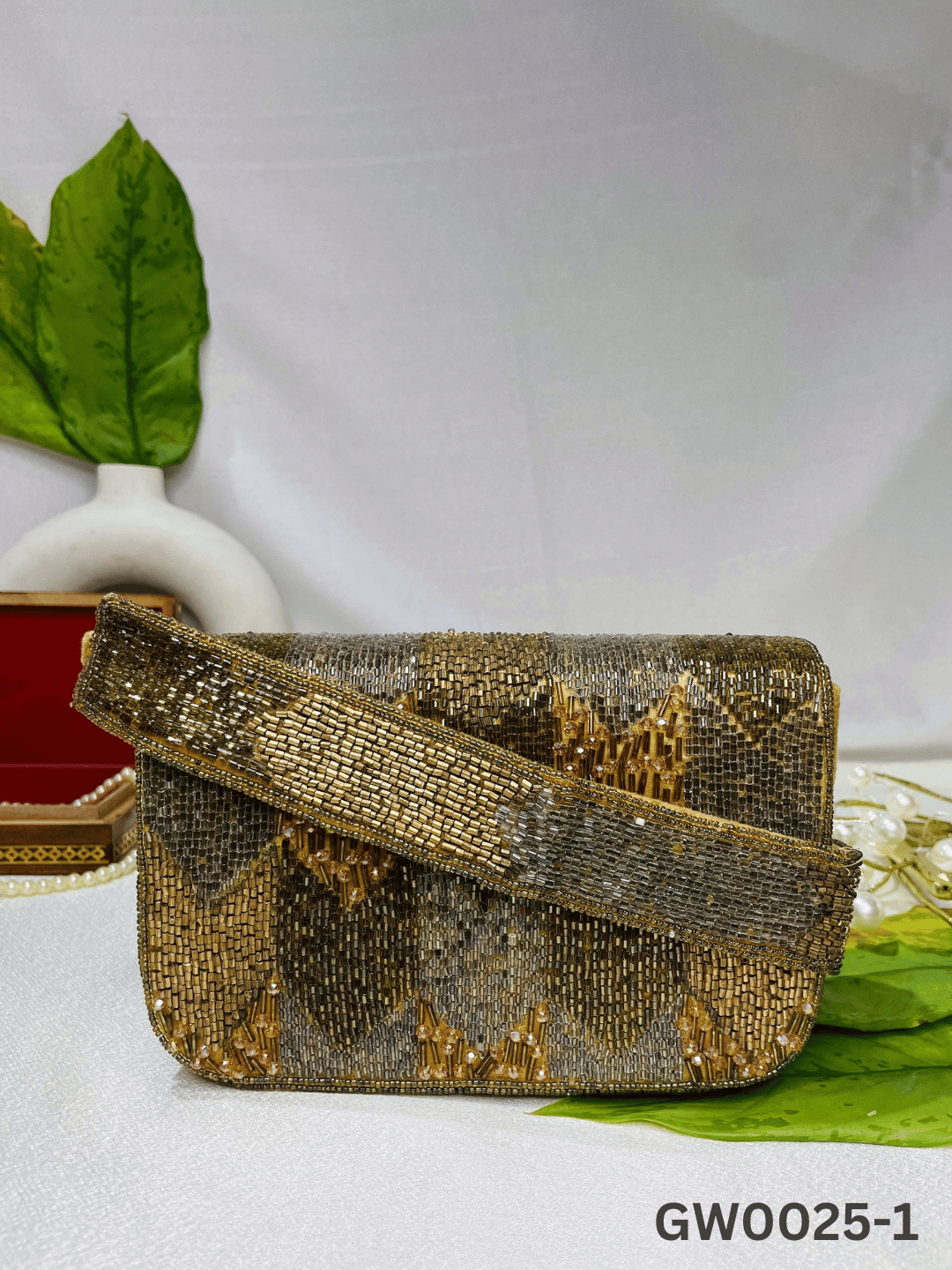 PAKIZA FLOWER THREE FOLD EMBROIDERD SUEDE