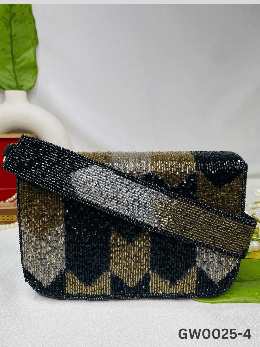 PAKIZA FLOWER THREE FOLD EMBROIDERD SUEDE