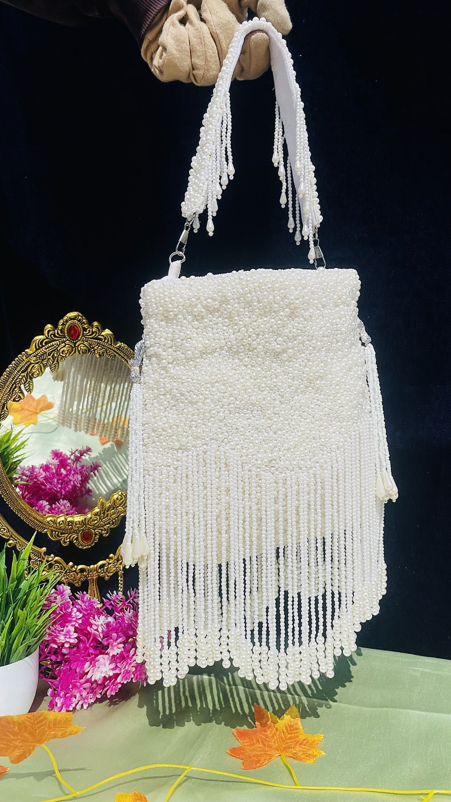 Julia pearl work potli