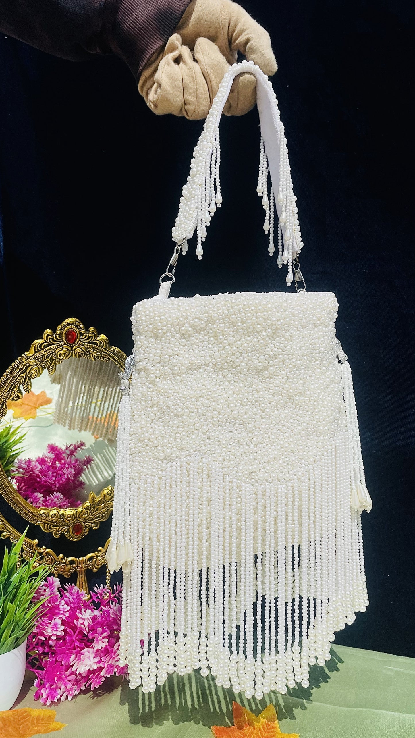 Julia pearl work potli