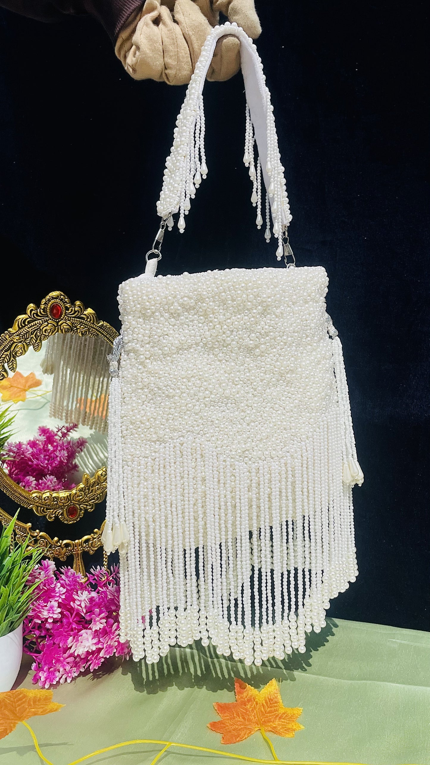 Julia pearl work potli