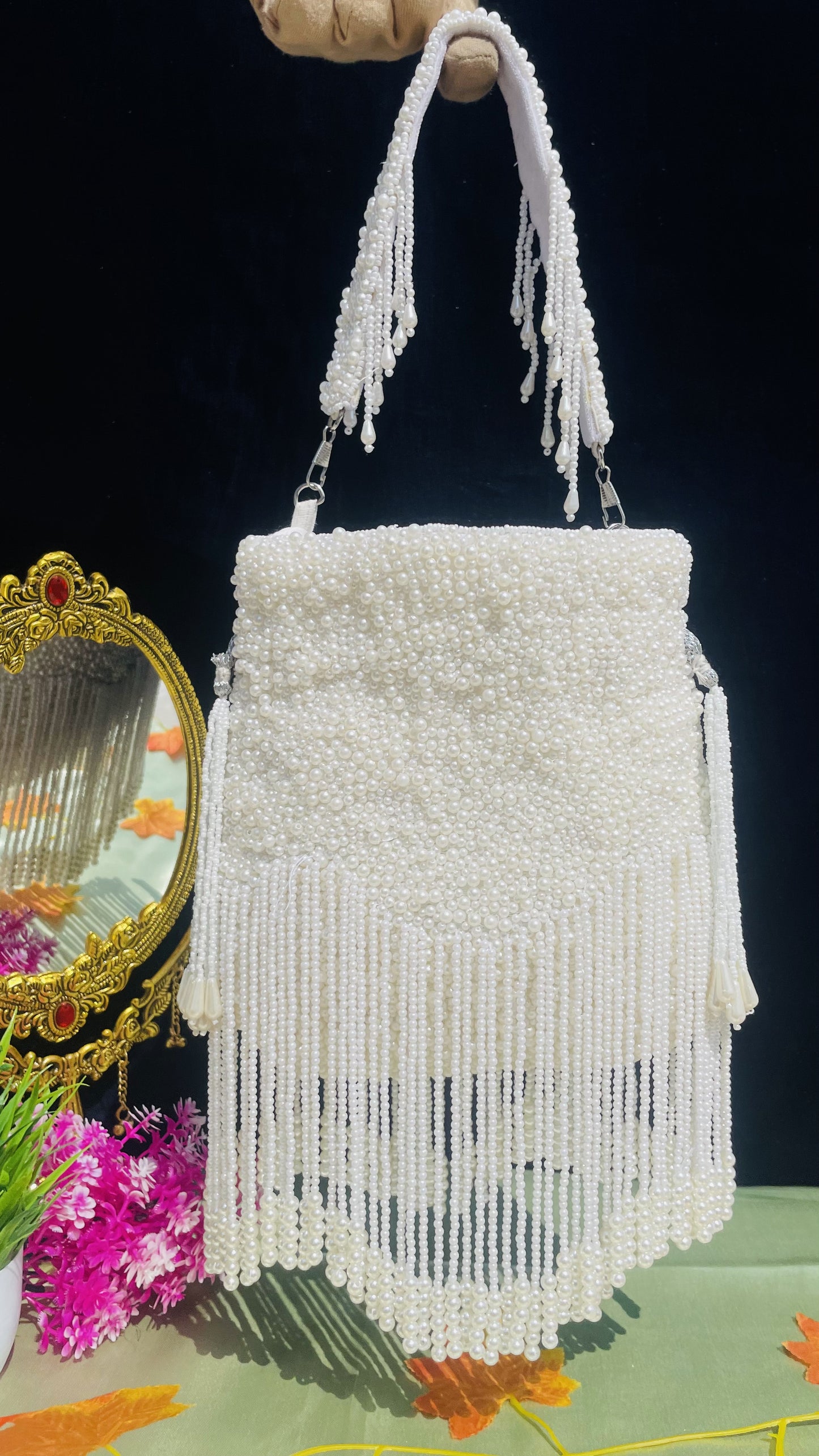 Julia pearl work potli