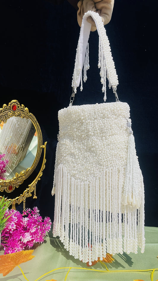 Julia pearl work potli