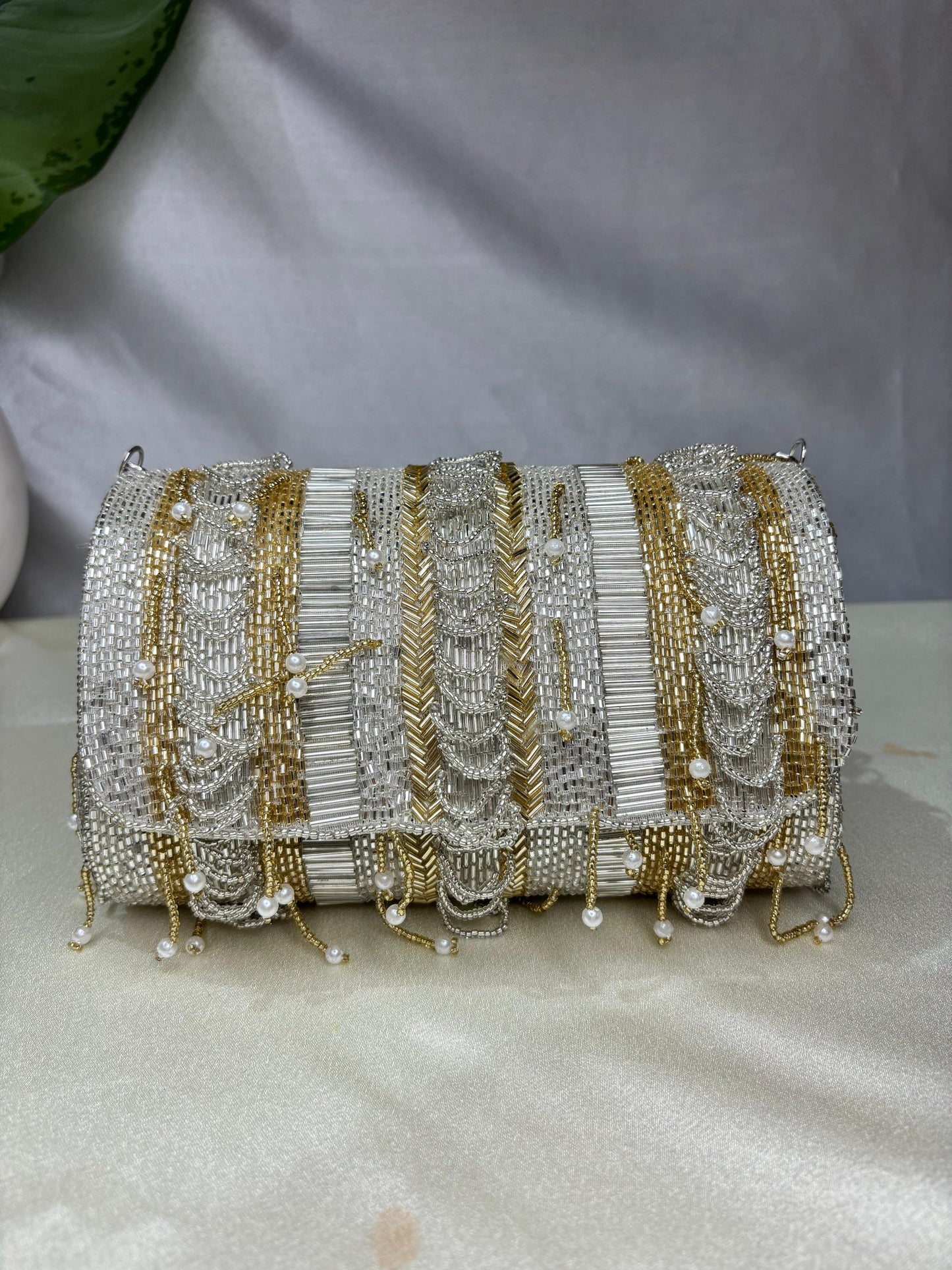 IDALIA nalki silver gold mix flap