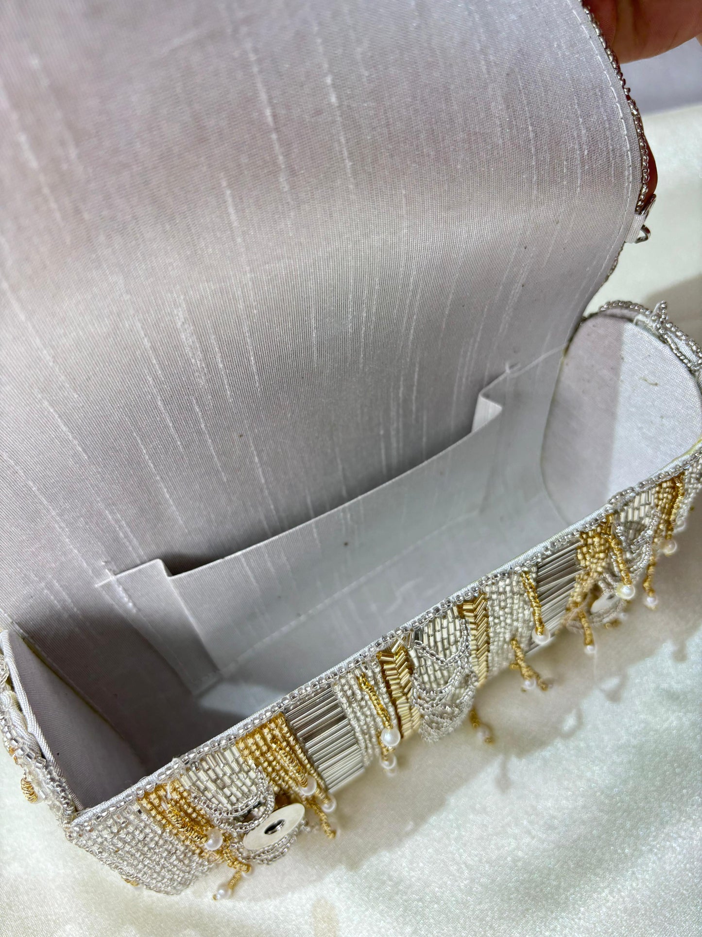 IDALIA nalki silver gold mix flap