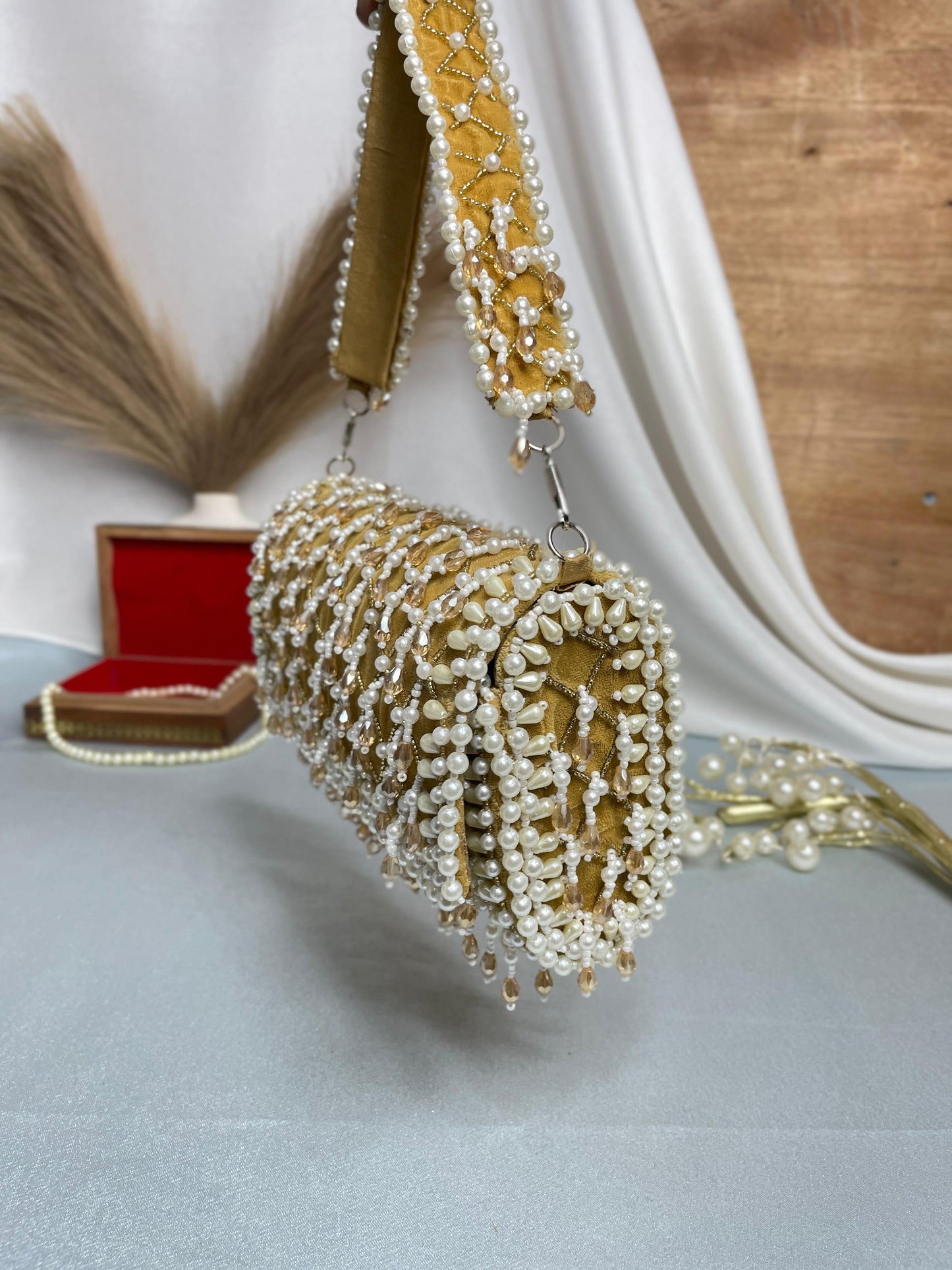 PAKIZA FLOWER THREE FOLD EMBROIDERD SUEDE CLUTCH BEG