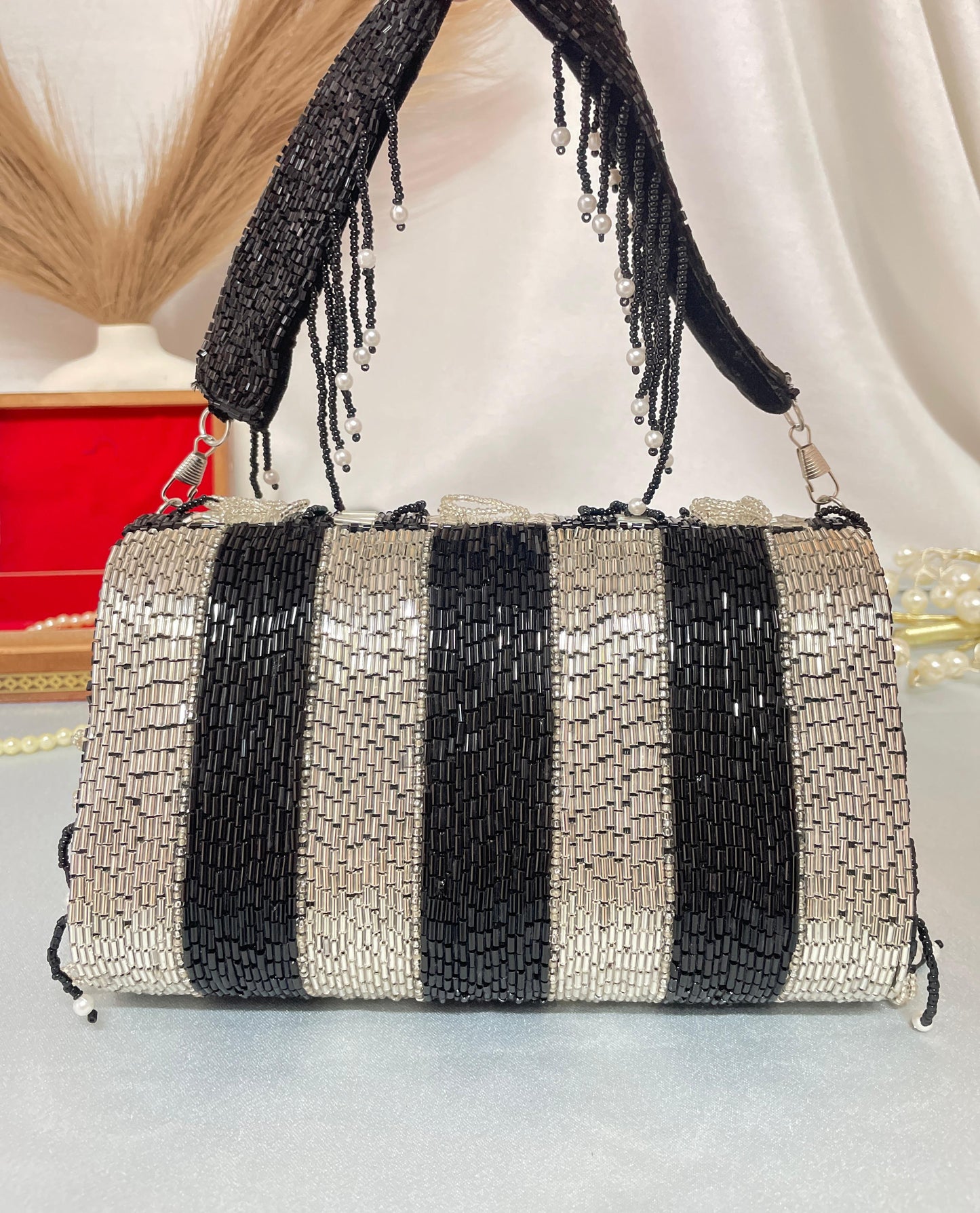 IDALIA nalki gold silver mix flap
