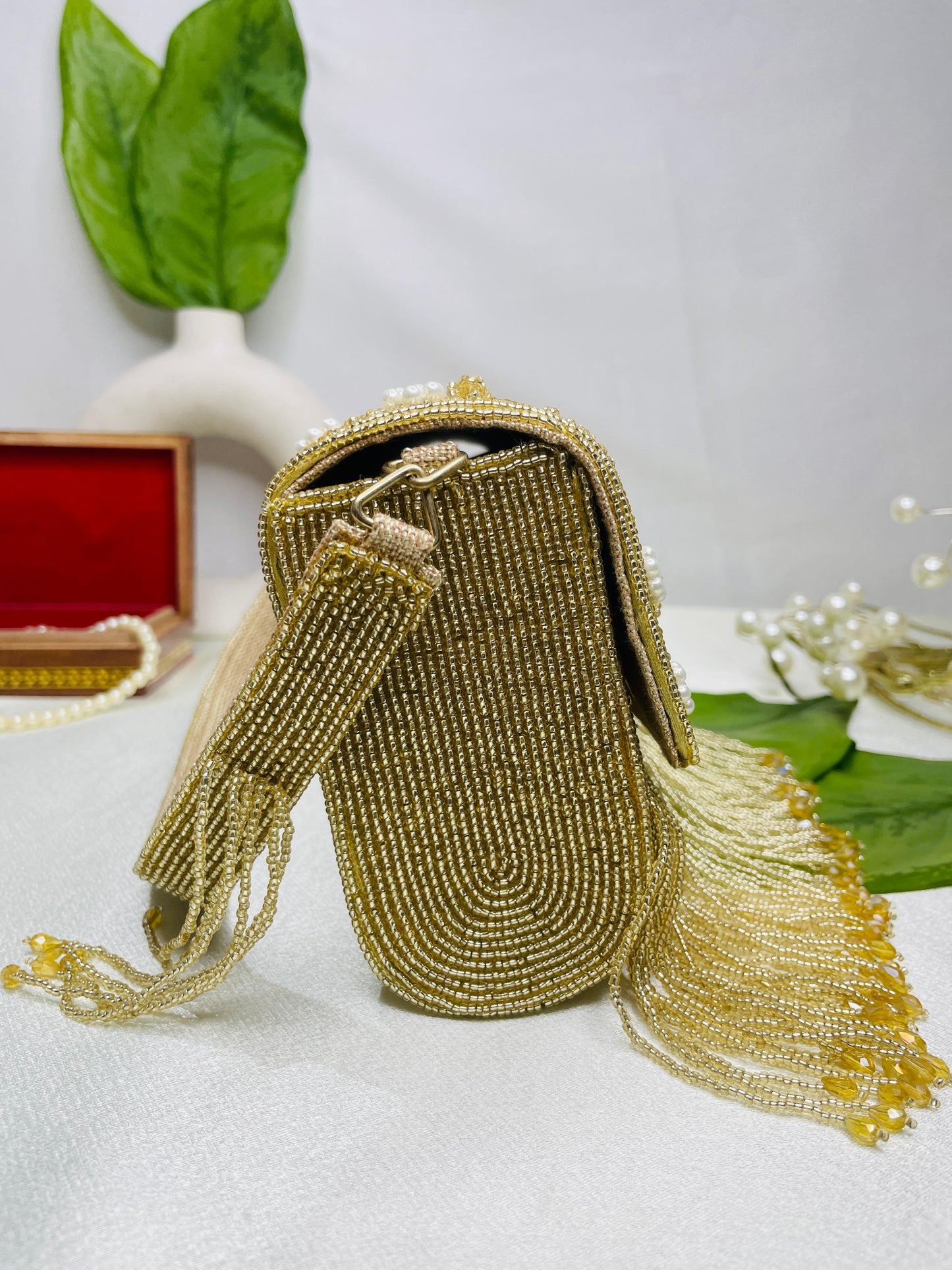 AMANI CUTDANA GOLDEN