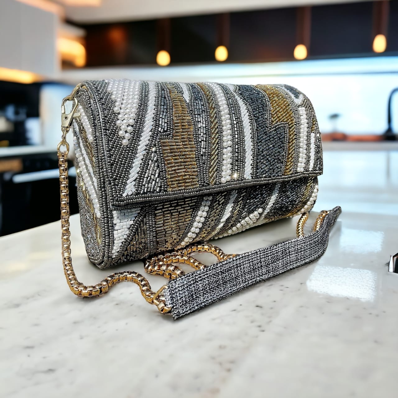 ZIANA CUTDANA PINK flap clutch