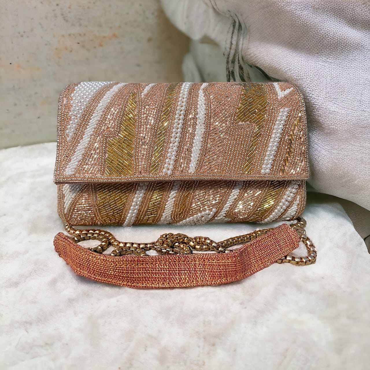 ZIANA CUTDANA PINK flap clutch