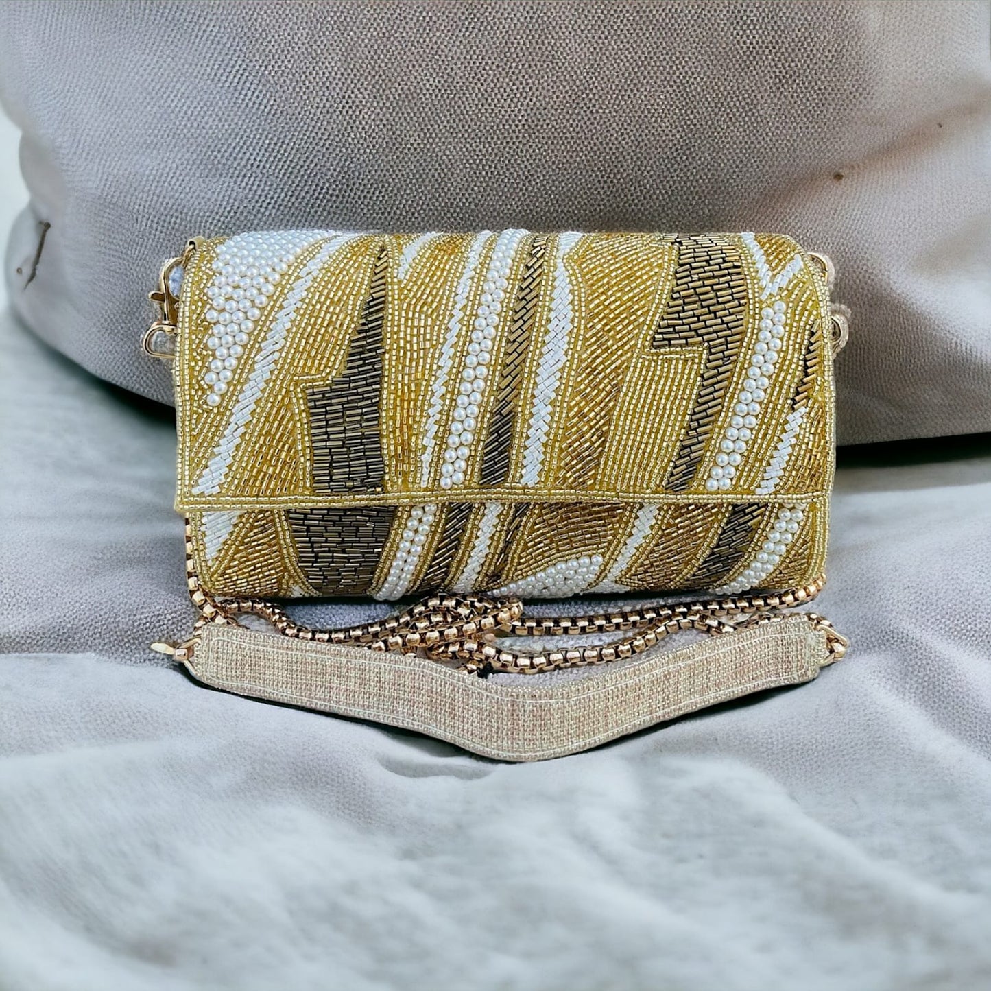 ZIANA CUTDANA PINK flap clutch