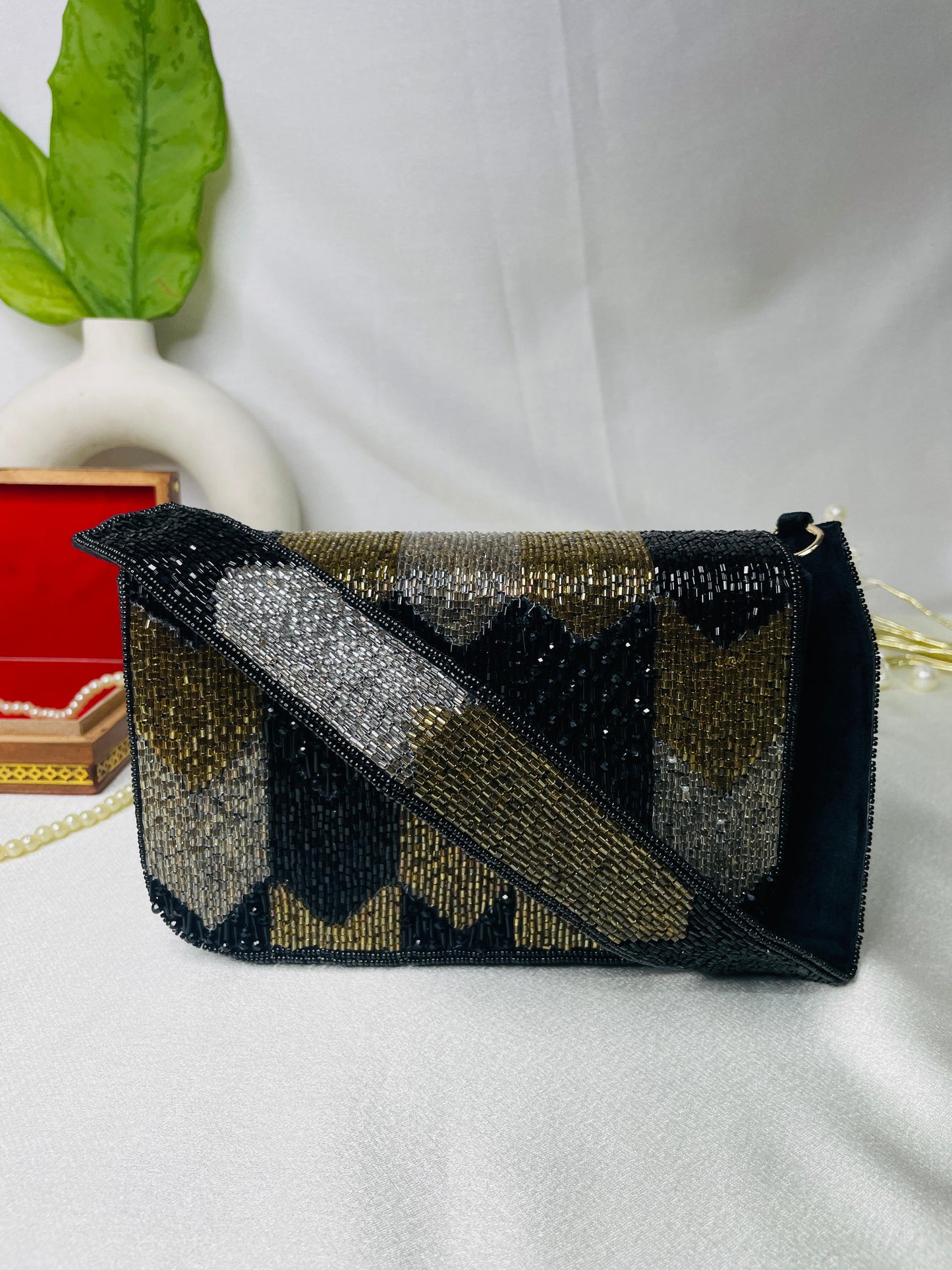 PAKIZA FLOWER THREE FOLD EMBROIDERD SUEDE