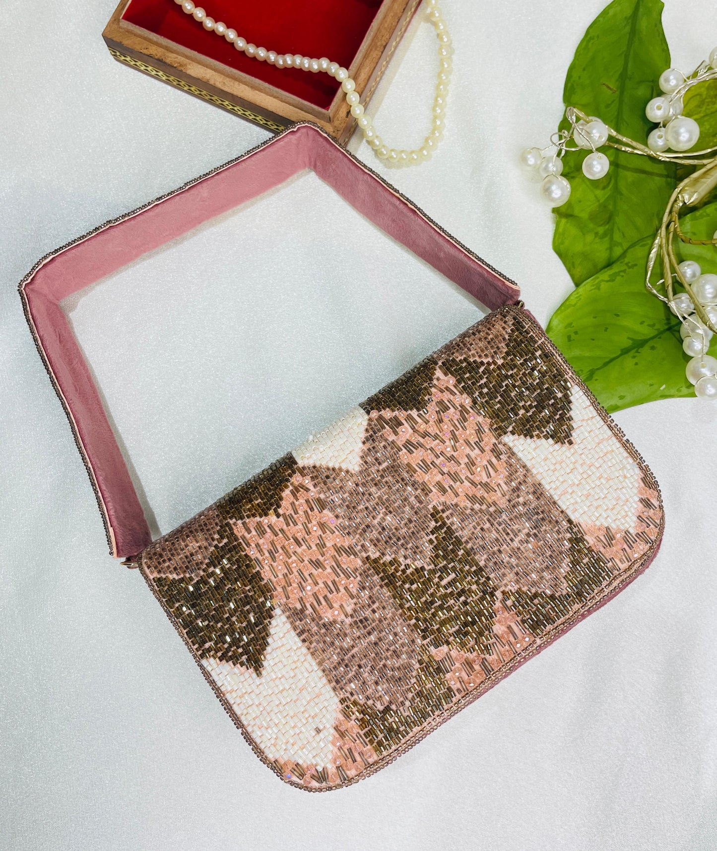 PAKIZA FLOWER THREE FOLD EMBROIDERD SUEDE