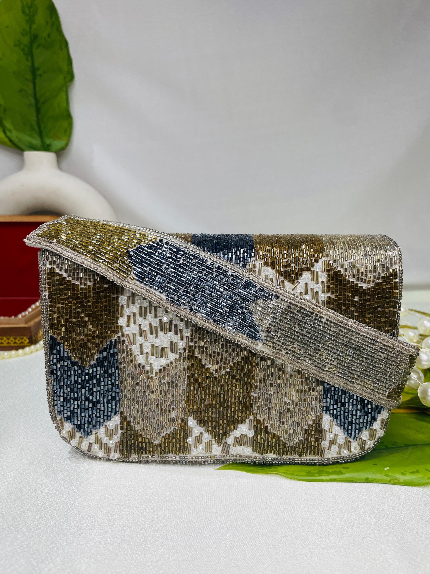 PAKIZA FLOWER THREE FOLD EMBROIDERD SUEDE