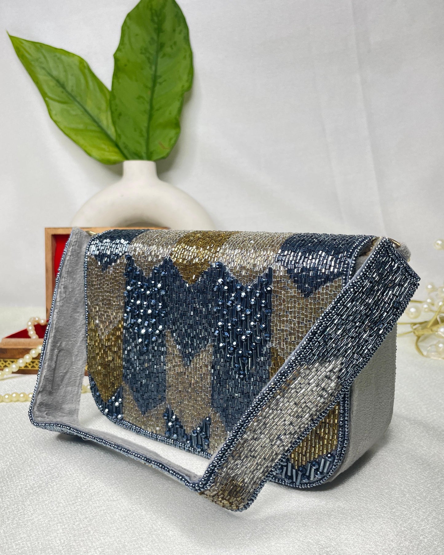 PAKIZA FLOWER THREE FOLD EMBROIDERD SUEDE