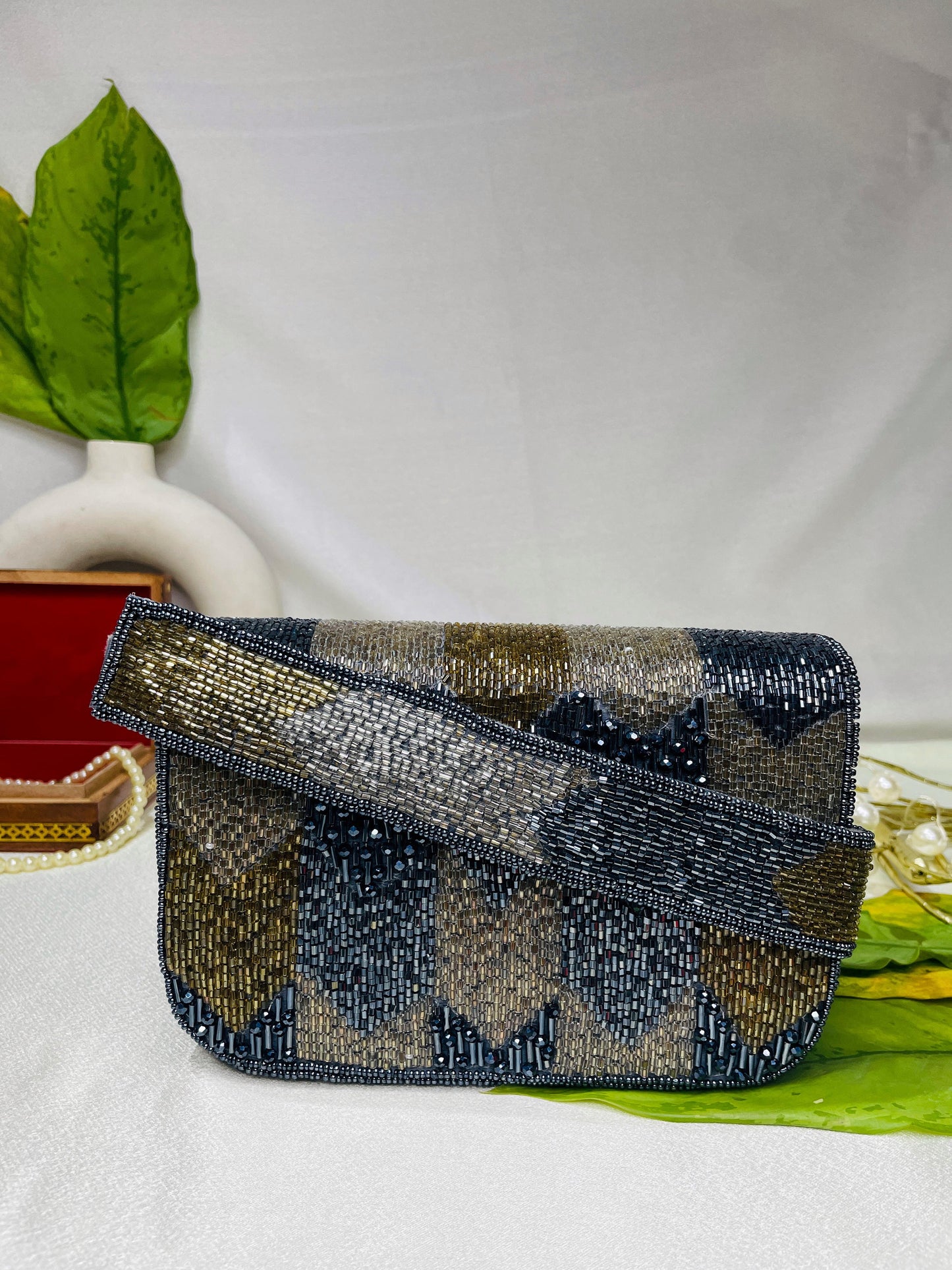 PAKIZA FLOWER THREE FOLD EMBROIDERD SUEDE