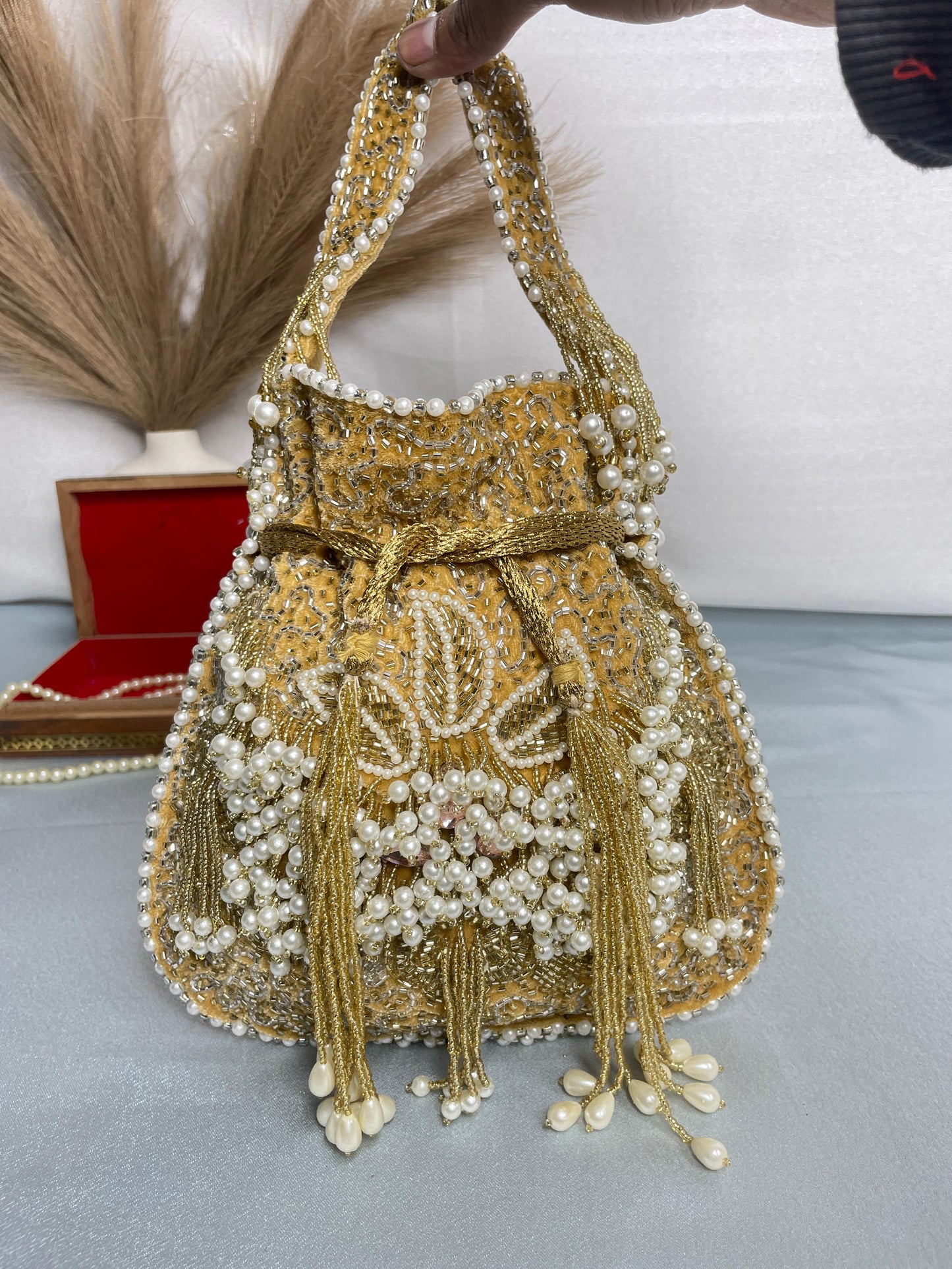 Amelia 3d handwork potli BEG