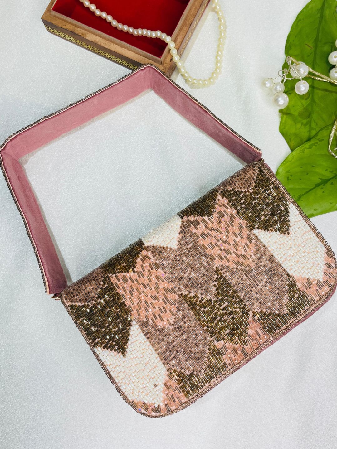 PAKIZA FLOWER THREE FOLD EMBROIDERD SUEDE