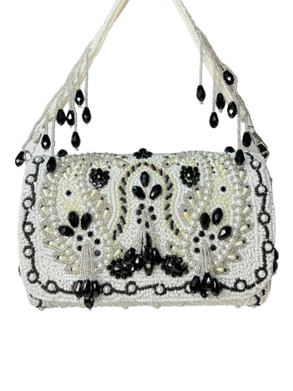 KIMRA CELEBRITY EDITION KERI BEAD FLAP BLACK