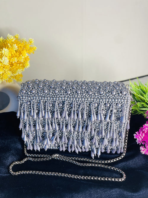 Pearl  flap party clutch