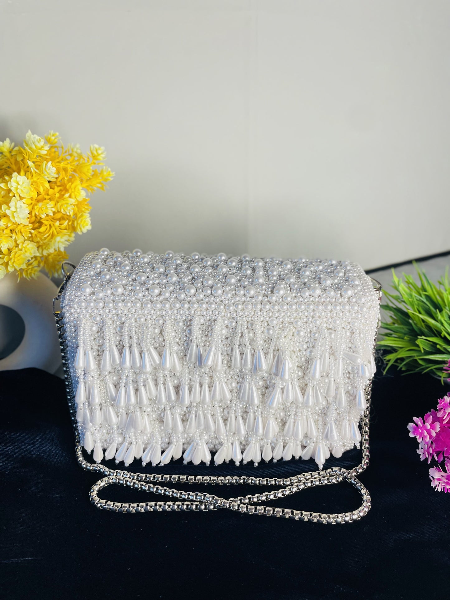 Pearl  flap party clutch