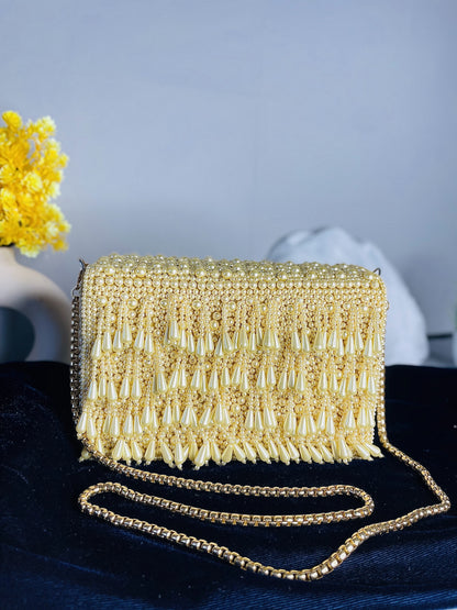 Pearl  flap party clutch