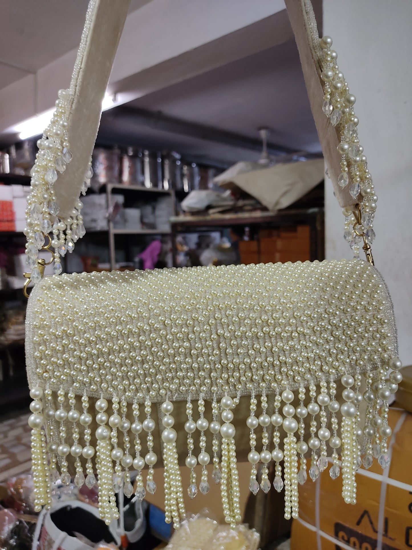 pearl jhalar flap clutch