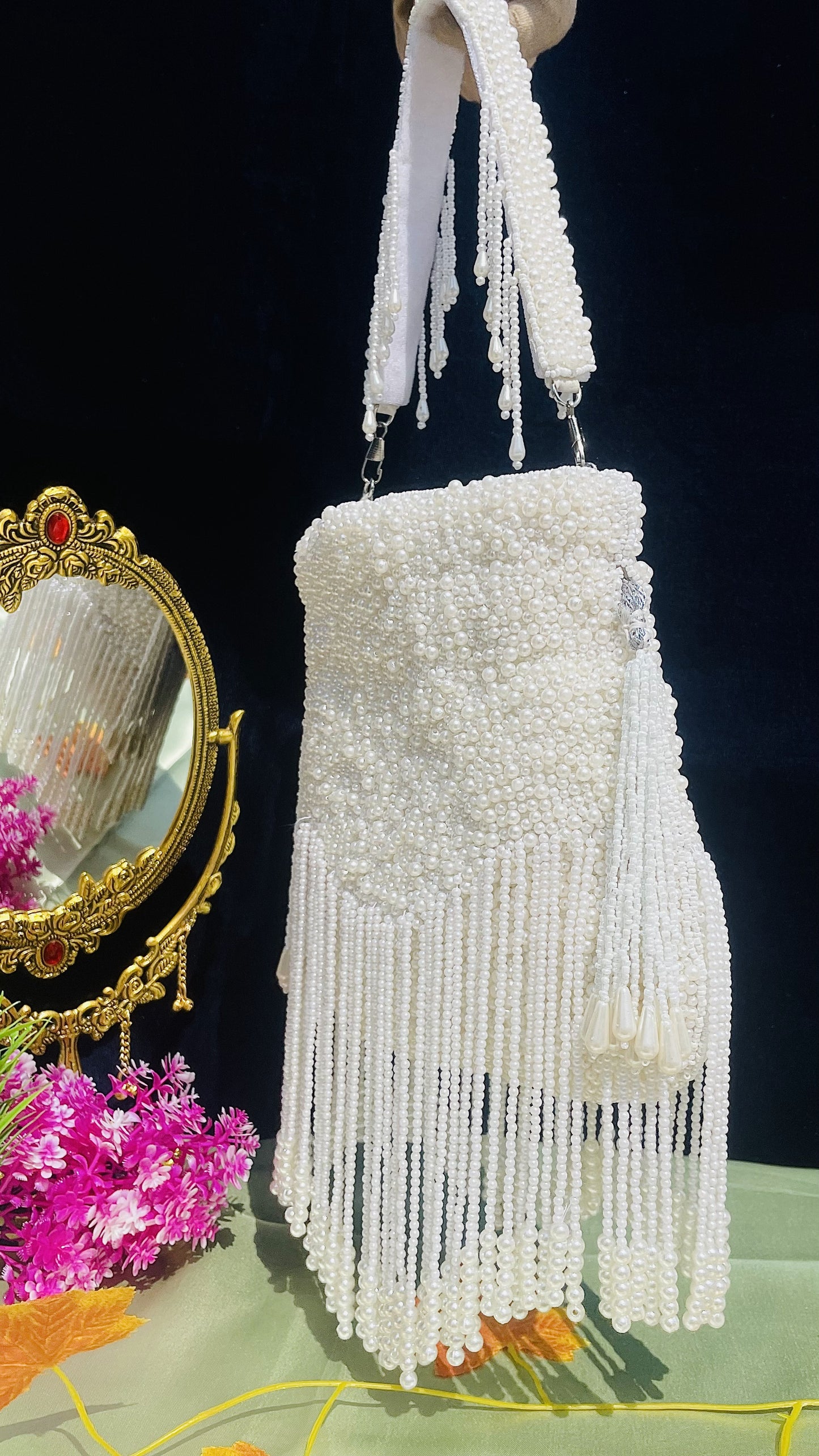 Julia pearl work potli