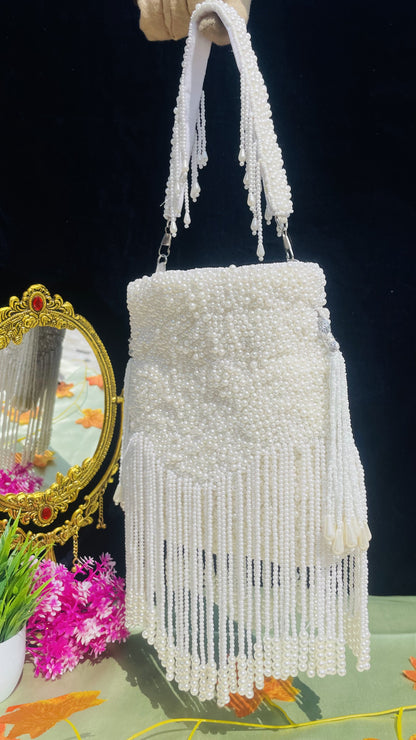 Julia pearl work potli
