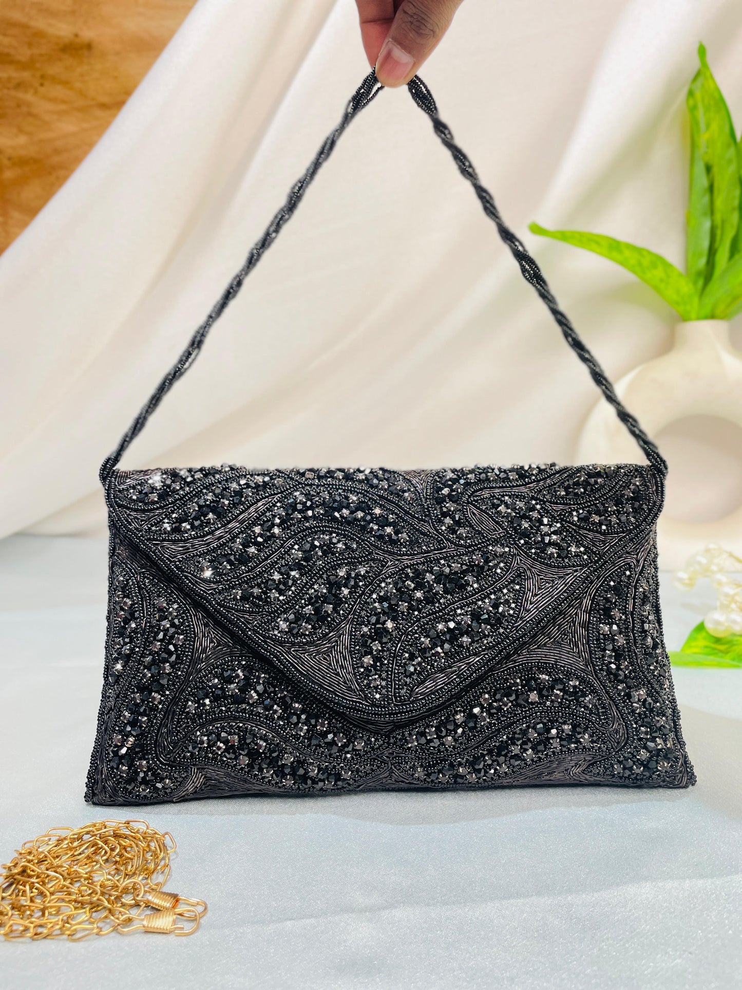 Nalki Work Multicolor Clutch – Dazle