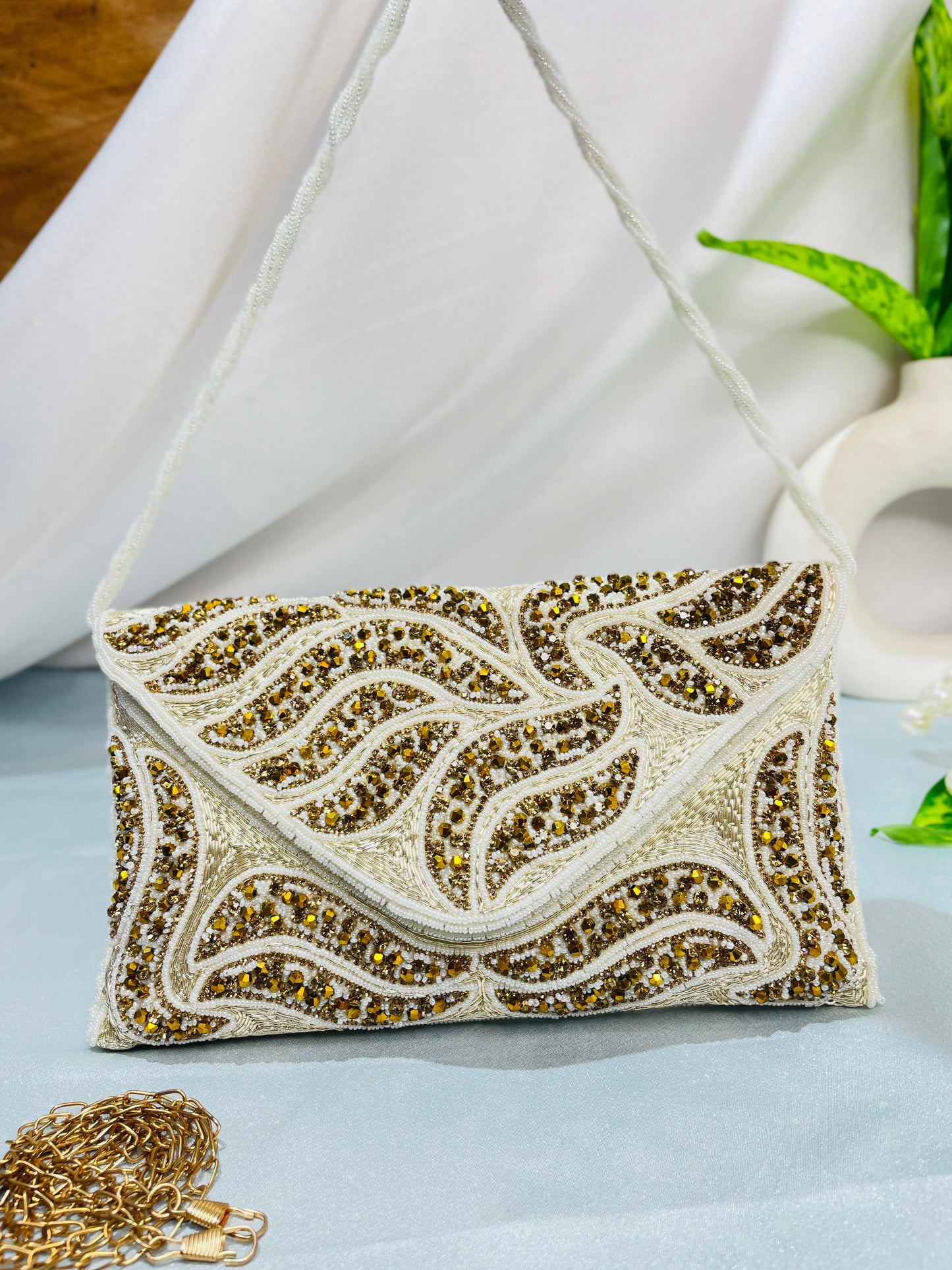 Nalki Work Multicolor Clutch – Dazle