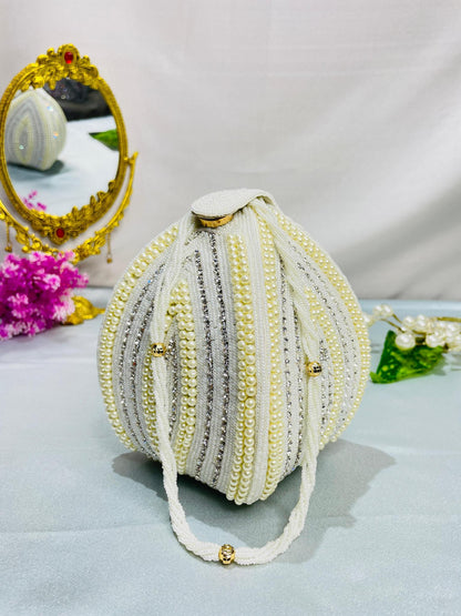 Elegant Beaded Potli Samosa Clutch – Grace in Every Detail Trendy Crafts
