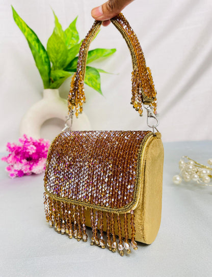 Crystal Bead Clutch – Trendy Crafts