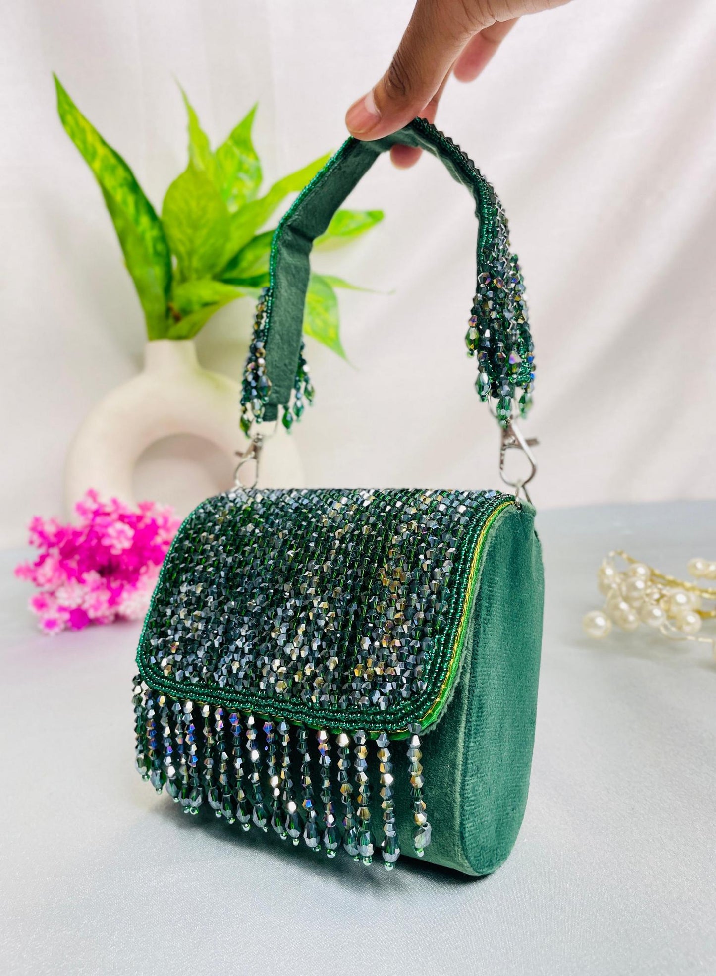 Crystal Bead Clutch – Trendy Crafts