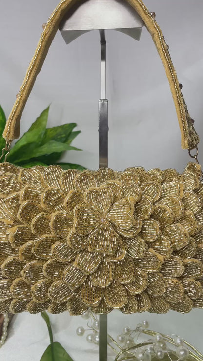 ORUNG CELEBRITY EDITION FLOER NALKI THREE FOLD GOLDEN